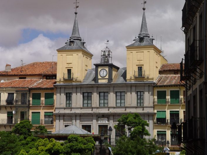 Hotel San Miguel en el Centro de Segovia a pocos metros de la Plaza Mayor